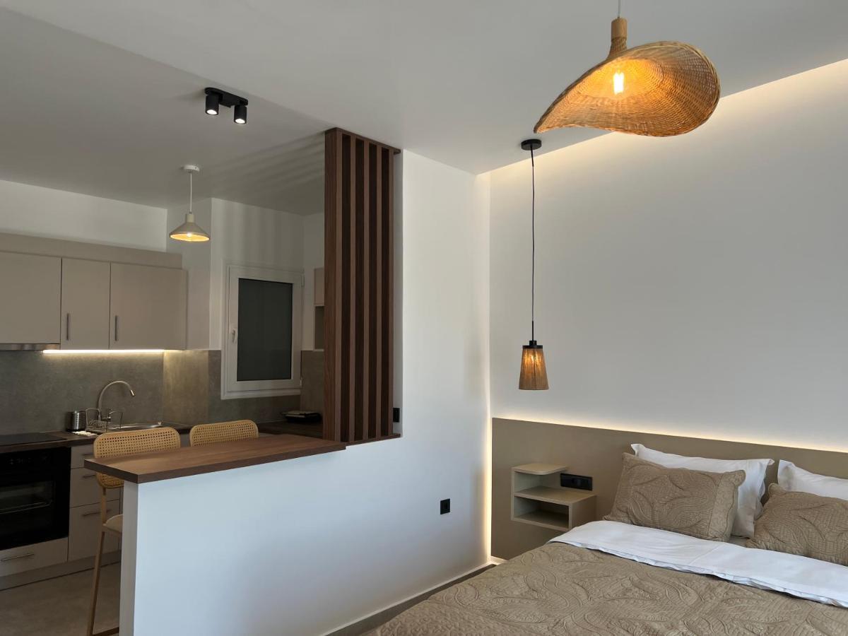 Penthouse & By The Sea Airport Airstay